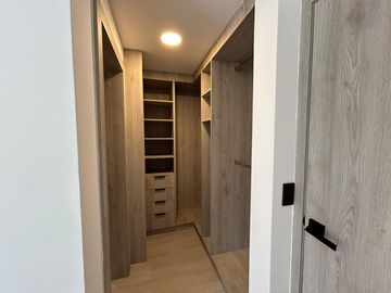 VENTA DEPARTAMENTO 2 D LA MORITA TUMBACO