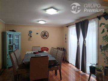 Casa en Venta en Holderlin / Rio Rhin / Barrio Holanda