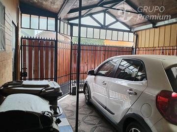 Casa en Venta en Holderlin / Rio Rhin / Barrio Holanda