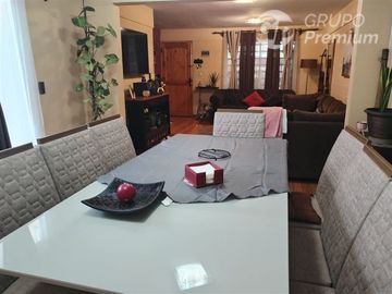 Casa en Venta en Holderlin / Rio Rhin / Barrio Holanda