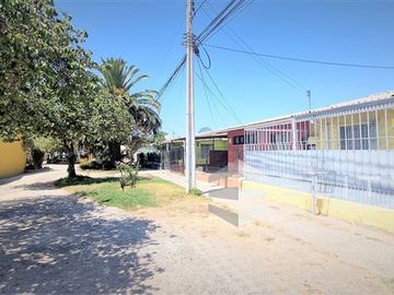 Casa en Venta en (JDS) Villa Los Paltos, Pasaje 1, casa 504, Quillota.