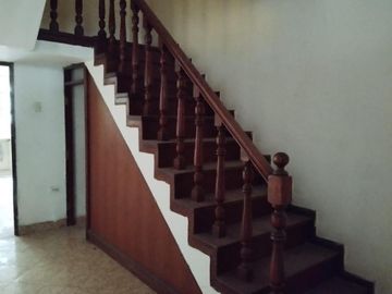 Casa En Venta En Urb. El Pinar - Comas