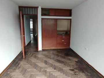 Casa En Venta En Urb. El Pinar - Comas
