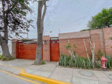 Gran Ocasion Casa Comercial En Venta En La Molina