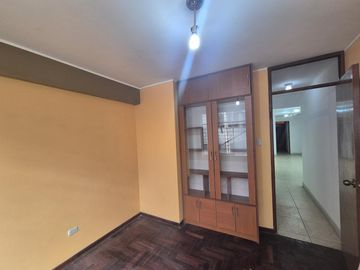 VENTA DE DEPARTAMENTO EN EL TAMBO-HUANCAYO