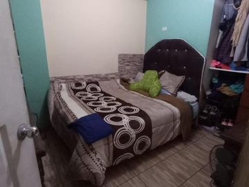 Se Vende Casa De Tres Pisos Frente Al Terminal Pesquero