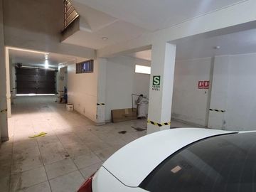 Venta De Hospedaje En SJL