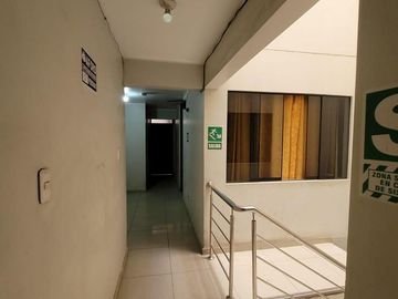Venta De Hospedaje En SJL