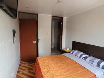 Venta De Hospedaje En SJL