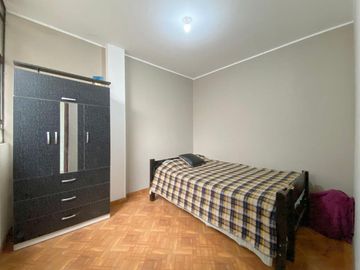Venta De Casa En Urb. Alameda De Lima Norte I, Distrito De Santa Rosa, Lima