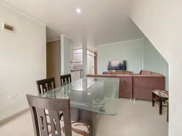 Venta De Casa En Urb. Alameda De Lima Norte I, Distrito De Santa Rosa, Lima