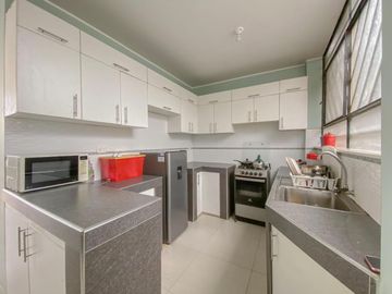 Venta De Casa En Urb. Alameda De Lima Norte I, Distrito De Santa Rosa, Lima