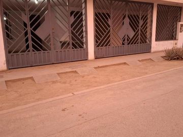 Venta De Casa 345M2 Entre Av Pacayal Y Universitaria En Carabayllo