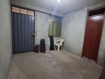 Venta De Casa 345M2 Entre Av Pacayal Y Universitaria En Carabayllo