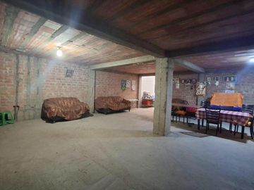 Venta De Casa 345M2 Entre Av Pacayal Y Universitaria En Carabayllo