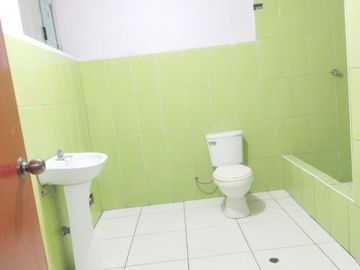 VENTA DE CASA EN URB ALAMEDA DEL PINAR-COMAS