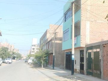 VENTA DE CASA EN URB ALAMEDA DEL PINAR-COMAS