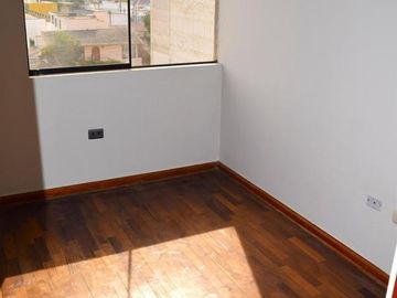 VENTA DE DEPARTAMENTO EN SURCO