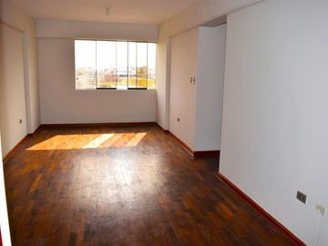 VENTA DE DEPARTAMENTO EN SURCO