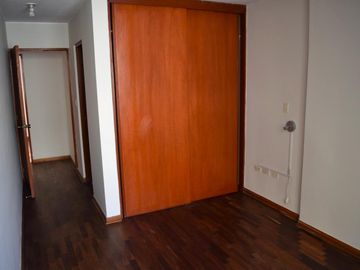 VENTA DE DEPARTAMENTO EN SURCO