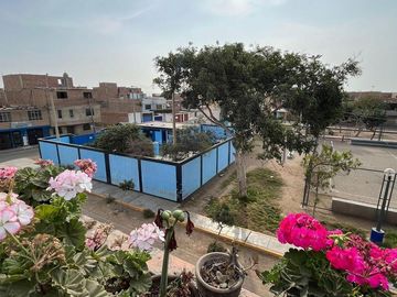 Casa En Venta Al Costado Del Terminal Pesquero