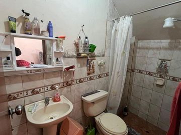 Casa En Venta Al Costado Del Terminal Pesquero