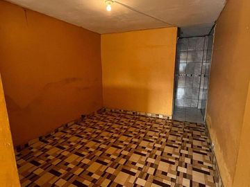 Casa En Venta Al Costado Del Terminal Pesquero