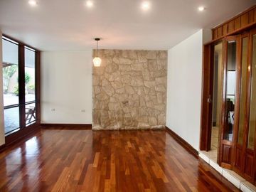 Venta De Casa En Camacho La Molina