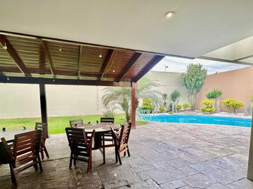 Venta De Casa En Camacho La Molina