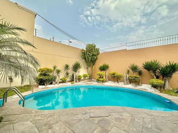 Venta De Casa En Camacho La Molina
