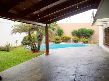 Venta De Casa En Camacho La Molina