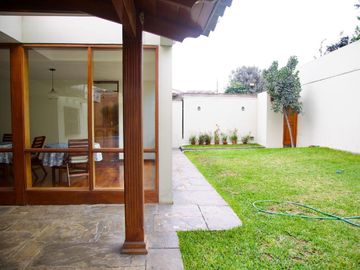 Venta De Casa En Camacho La Molina