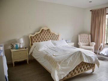 Venta De Casa En Camacho La Molina