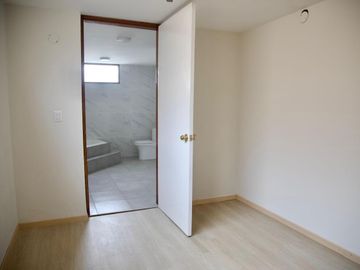 Venta De Casa En Camacho La Molina