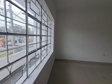 VENTA DE LOCAL COMERCIAL EN AV. PALERMO-LA VICTORIA