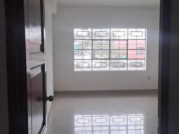VENTA DE LOCAL COMERCIAL EN AV. PALERMO-LA VICTORIA