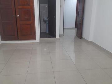 VENTA DE LOCAL COMERCIAL EN AV. PALERMO-LA VICTORIA