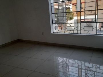 VENTA DE LOCAL COMERCIAL EN AV. PALERMO-LA VICTORIA