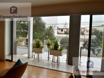 Vendo Lindo Flat 3 dormitorios y con área para niños - Como Estreno - Monterrico , Surco.