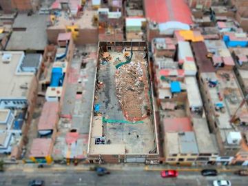 Venta De Terreno Comercial En Breña