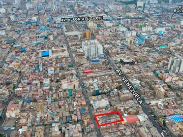 Venta De Terreno Comercial En Breña