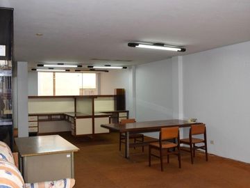 Alquiler Oficina Semi Amoblada - Espacio Ideal Para Estudios Profesionales