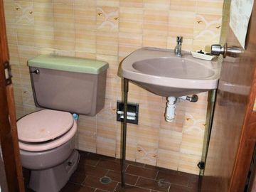 Alquiler Oficina Semi Amoblada - Espacio Ideal Para Estudios Profesionales