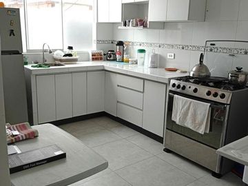 Alquiler De Departamento En Playa-Chorrillos -3Er Piso - Amoblado