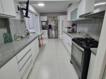 Venta De Departamento En Valle Hermoso Surco