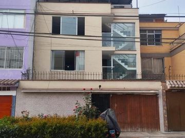 Departamento 130Mt2 Alquiler En Urb Santa Catalina, 3Er Piso