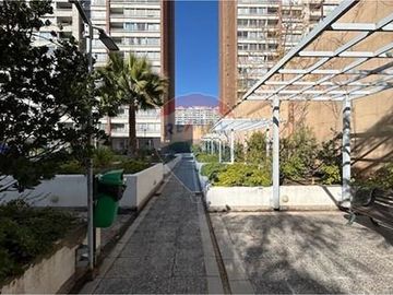 Oportunidad  ¡Amplio y luminoso departamento!