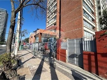 Oportunidad  ¡Amplio y luminoso departamento!