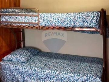 CASA EN VENTA EN ISLA NEGRA A PASOS DE LA PLAYA