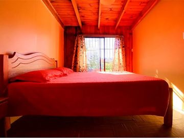 CASA EN VENTA EN ISLA NEGRA A PASOS DE LA PLAYA